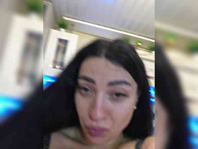 vipbrunetka