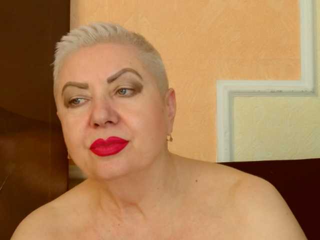 PoshLadyx live cam on BongaCams