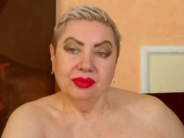 PoshLadyx, en vivo ahora en BongaCams