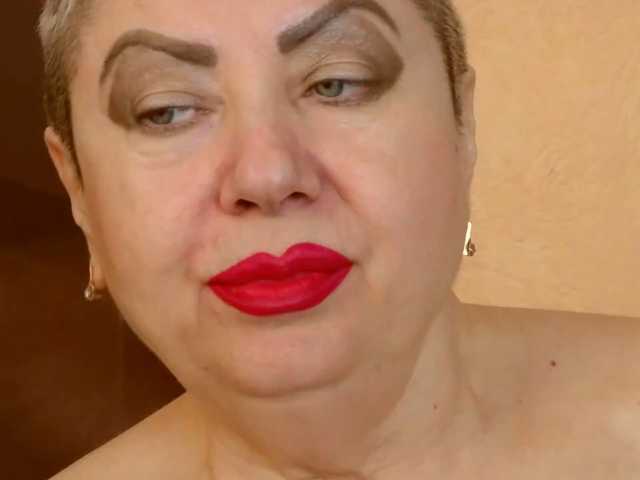 PoshLadyx, en vivo ahora en BongaCams