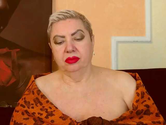 PoshLadyx, en vivo ahora en BongaCams