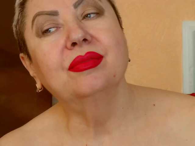 PoshLadyx webcam model