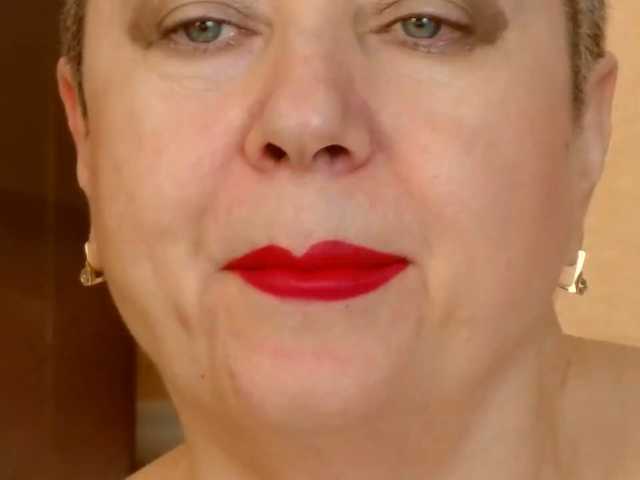 PoshLadyx, en directo ahora en BongaCams