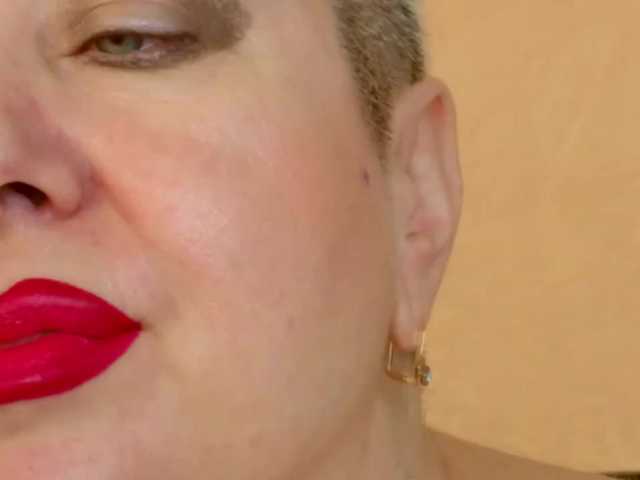 PoshLadyx live cam on BongaCams