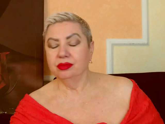 PoshLadyx, en directo ahora en BongaCams