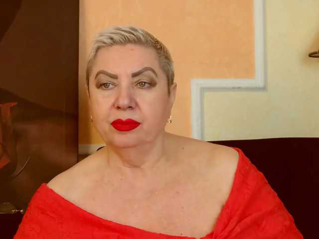PoshLadyx, en directo ahora en BongaCams