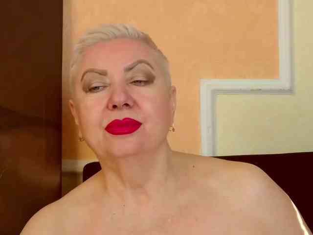 Model: PoshLadyx