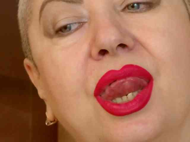PoshLadyx live female cam on bongacams