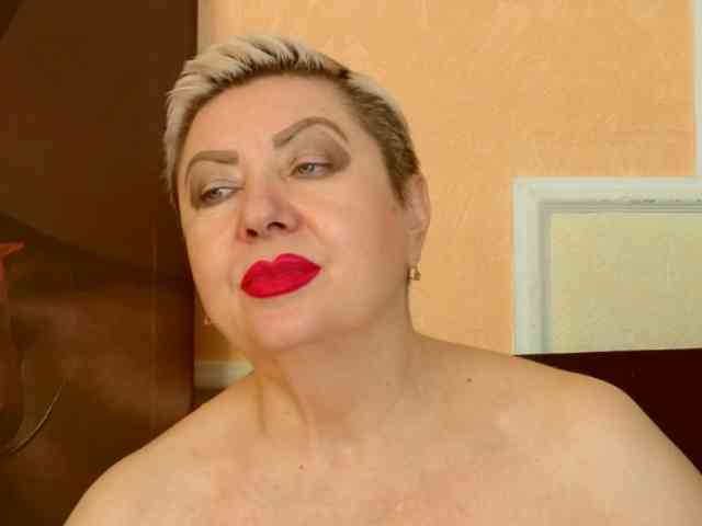 PoshLadyx webcam