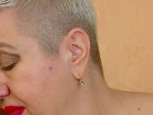 PoshLadyx webcam