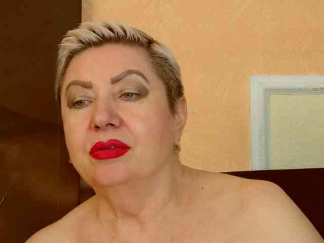 PoshLadyx webcam