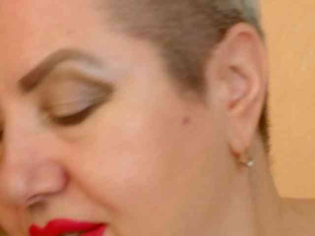 PoshLadyx webcam