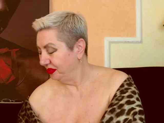 PoshLadyx webcam
