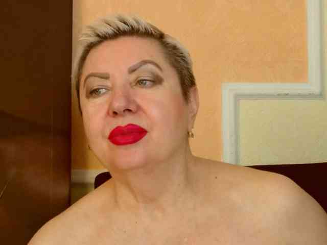 Model: PoshLadyx