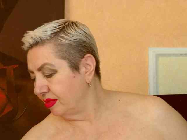 PoshLadyx webcam