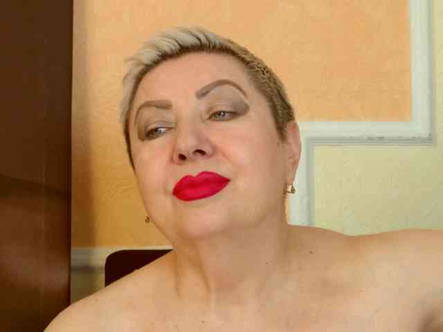 PoshLadyx webcam