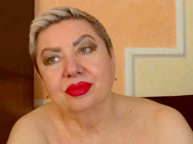 PoshLadyx webcam