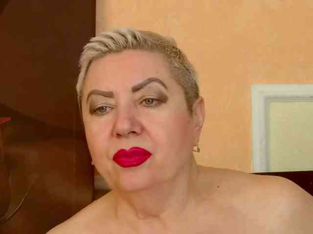 PoshLadyx webcam