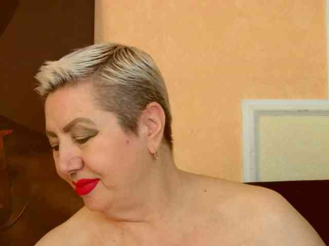 PoshLadyx webcam