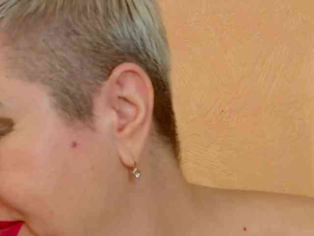 PoshLadyx webcam