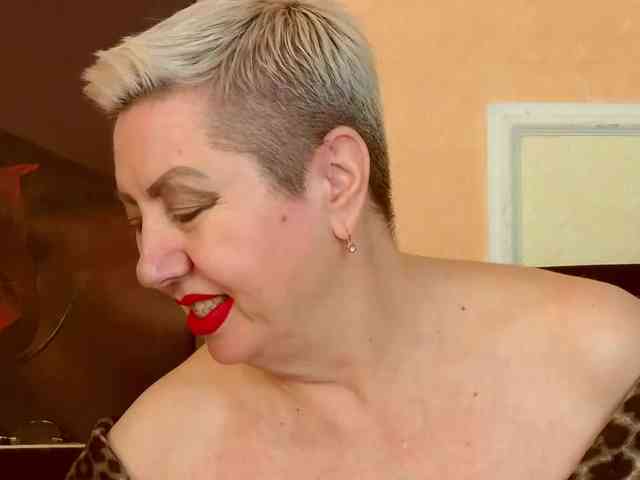 PoshLadyx webcam