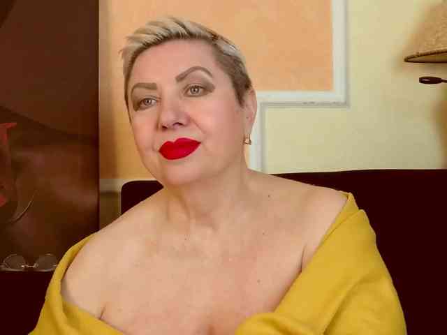 PoshLadyx Live Webcam on BongaCams