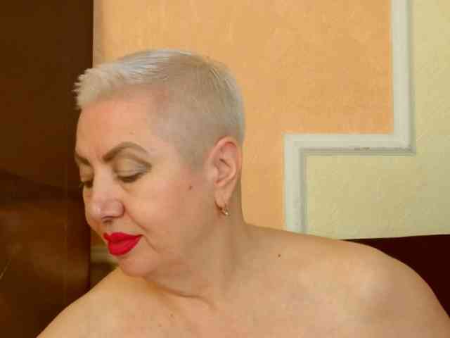 PoshLadyx webcam