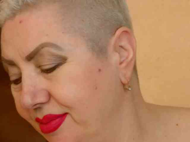 PoshLadyx webcam