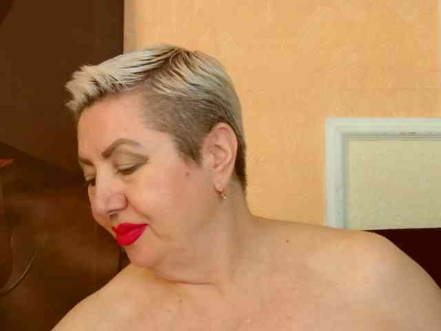 PoshLadyx webcam