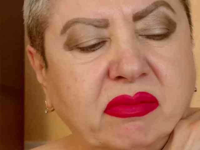 PoshLadyx webcam