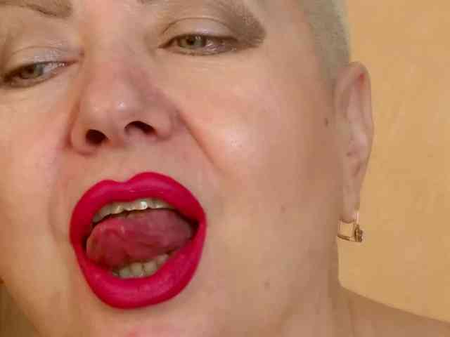 PoshLadyx webcam