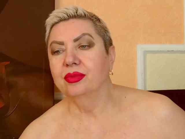Model: PoshLadyx