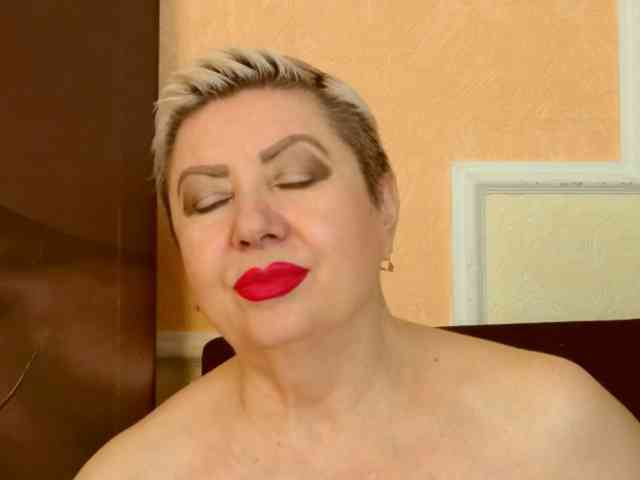 PoshLadyx webcam