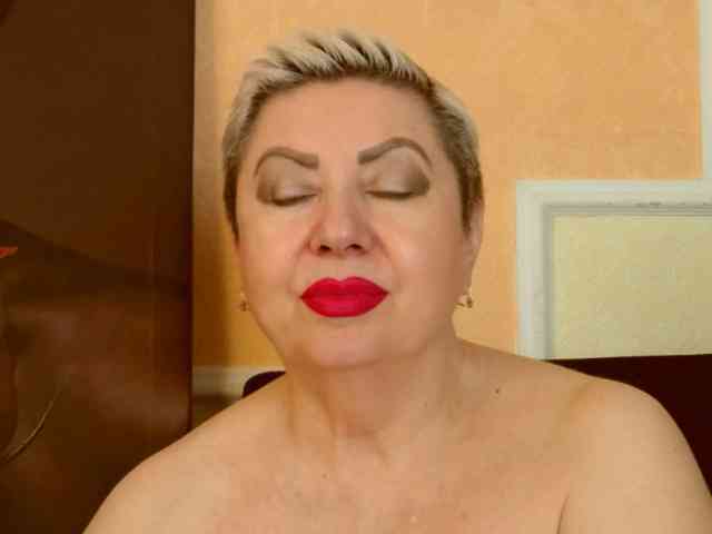 PoshLadyx webcam