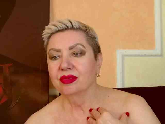 PoshLadyx webcam