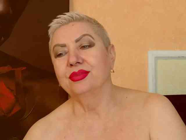 PoshLadyx webcam