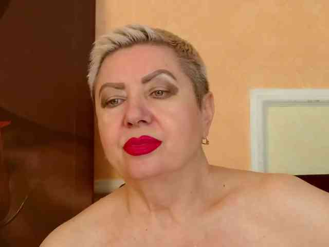 Model: PoshLadyx