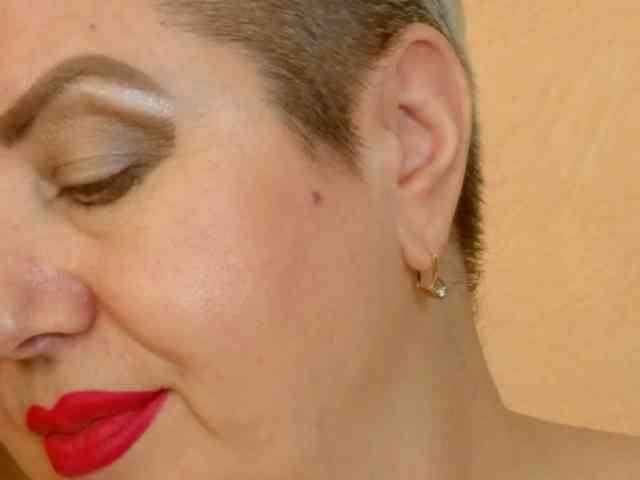 PoshLadyx webcam