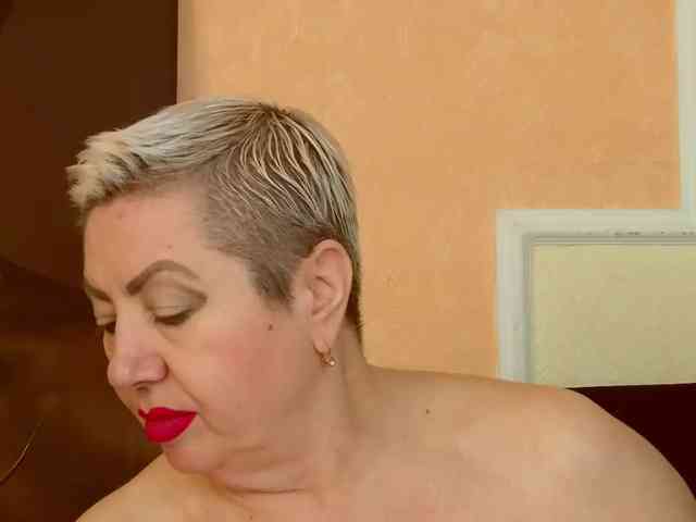PoshLadyx webcam