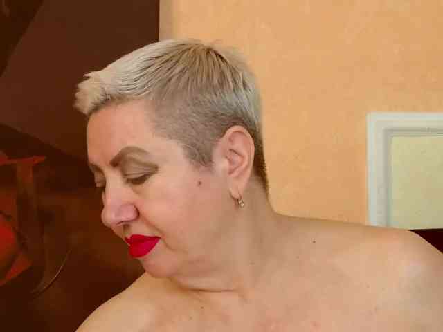 PoshLadyx webcam