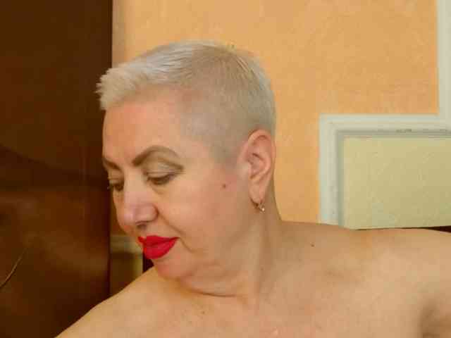 PoshLadyx webcam
