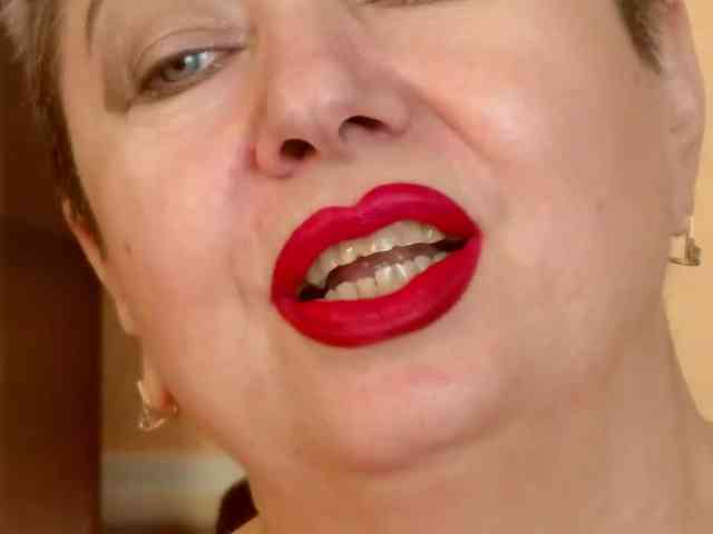 PoshLadyx Live Webcam on BongaCams