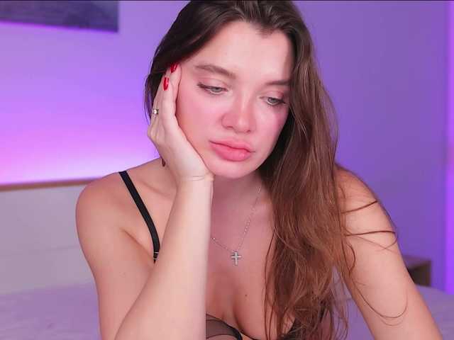 AngelMilly live cam on BongaCams