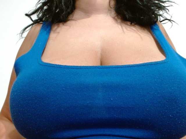 HotErikka live cam on BongaCams