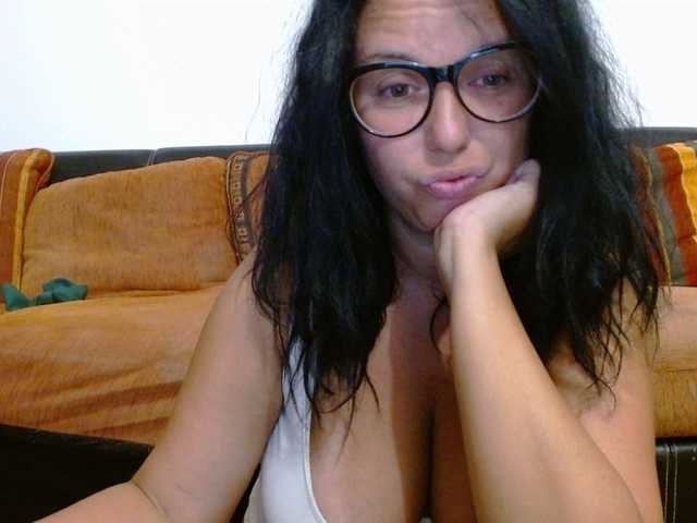 HotErikka live cam
