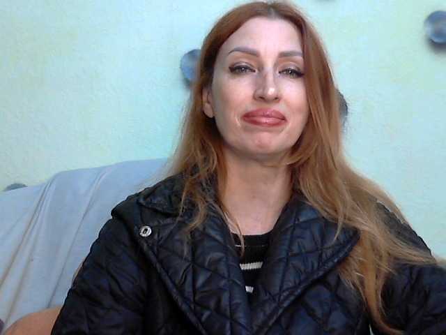 Irinchi live cam on BongaCams