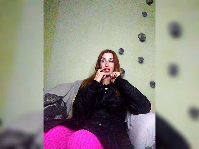 Irinchi live cam on BongaCams