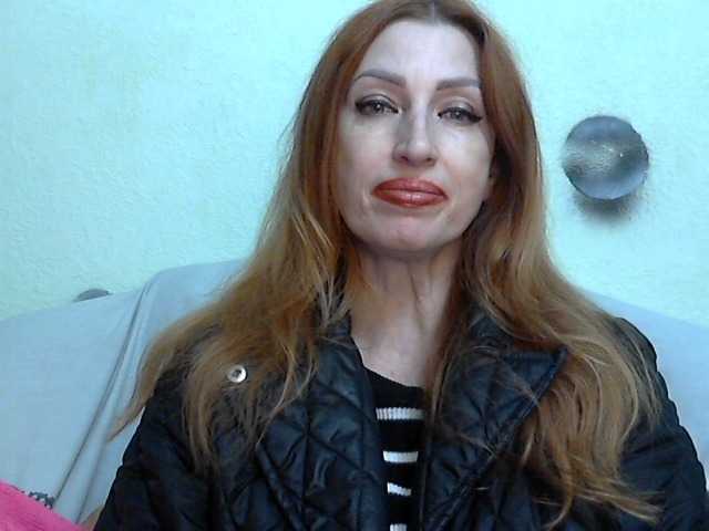 Irinchi live cam on BongaCams