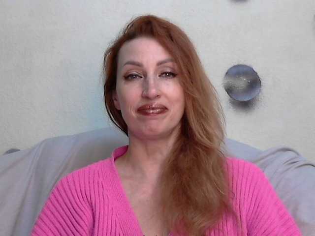 Irinchi, en vivo ahora en BongaCams