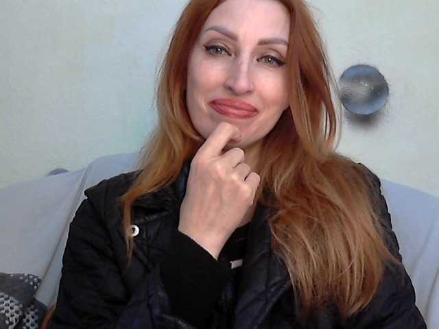 Irinchi live cam on BongaCams